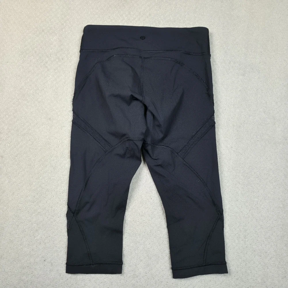 Lululemon Womens Size 4 Black Casual Workout Capri Cropped Leggings Gym Run Yoga